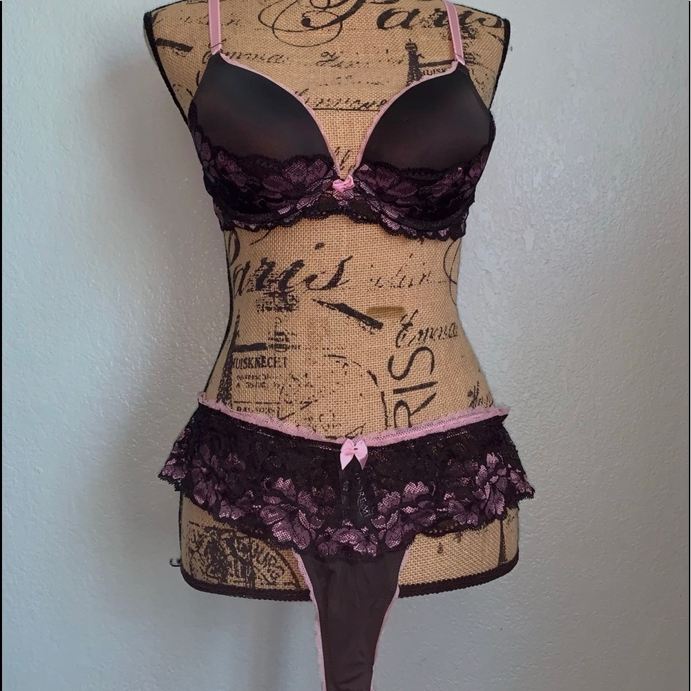 New with tags Adore Me set